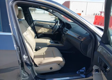 2010 Mercedes-Benz E 350 from USA, damaged, VIN WDDHF5GB5AA078880